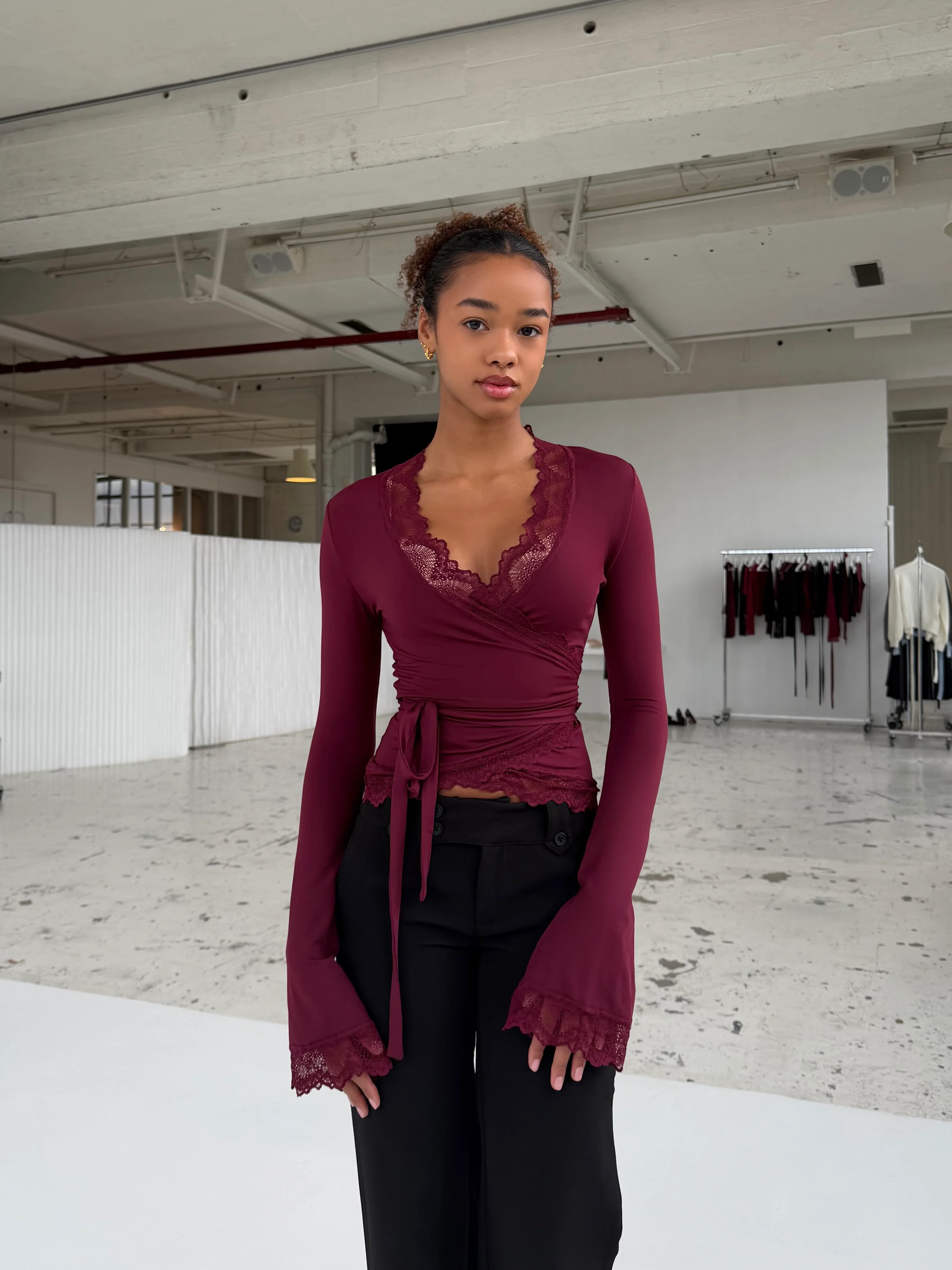 New Ballerina Basic Lace Top – Burgundy