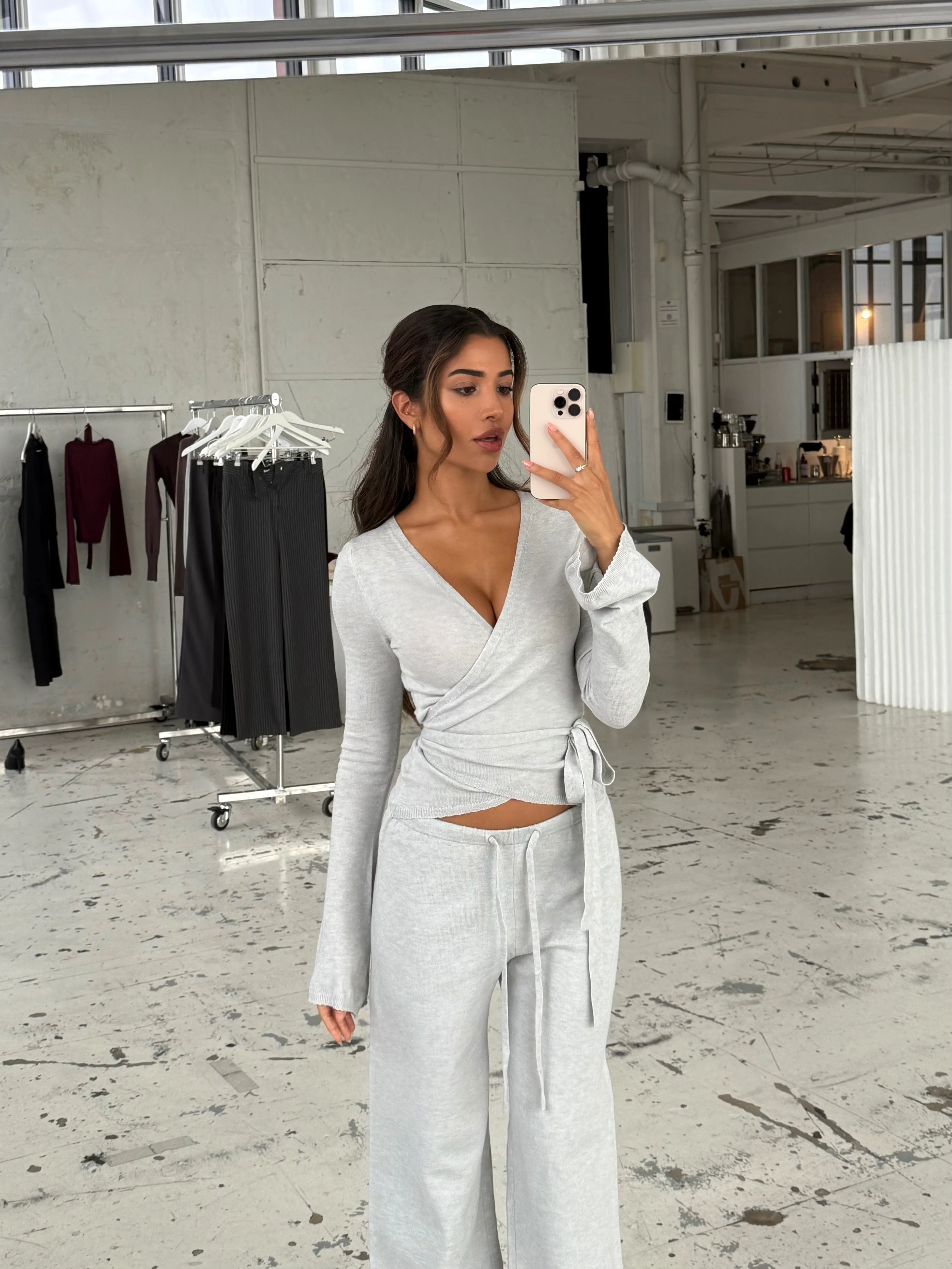Knit trousers - light grey - Image 4